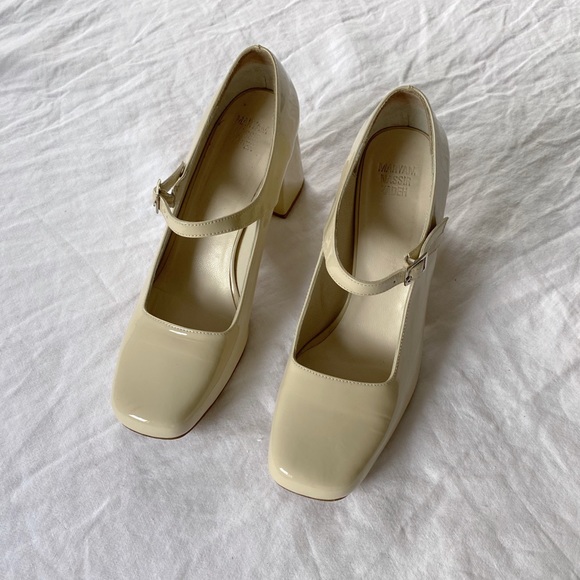 Maryam Nassir Zadeh Mary Jane Pumps in Beige Patent Leather / Size 39 - Picture 5 of 11
